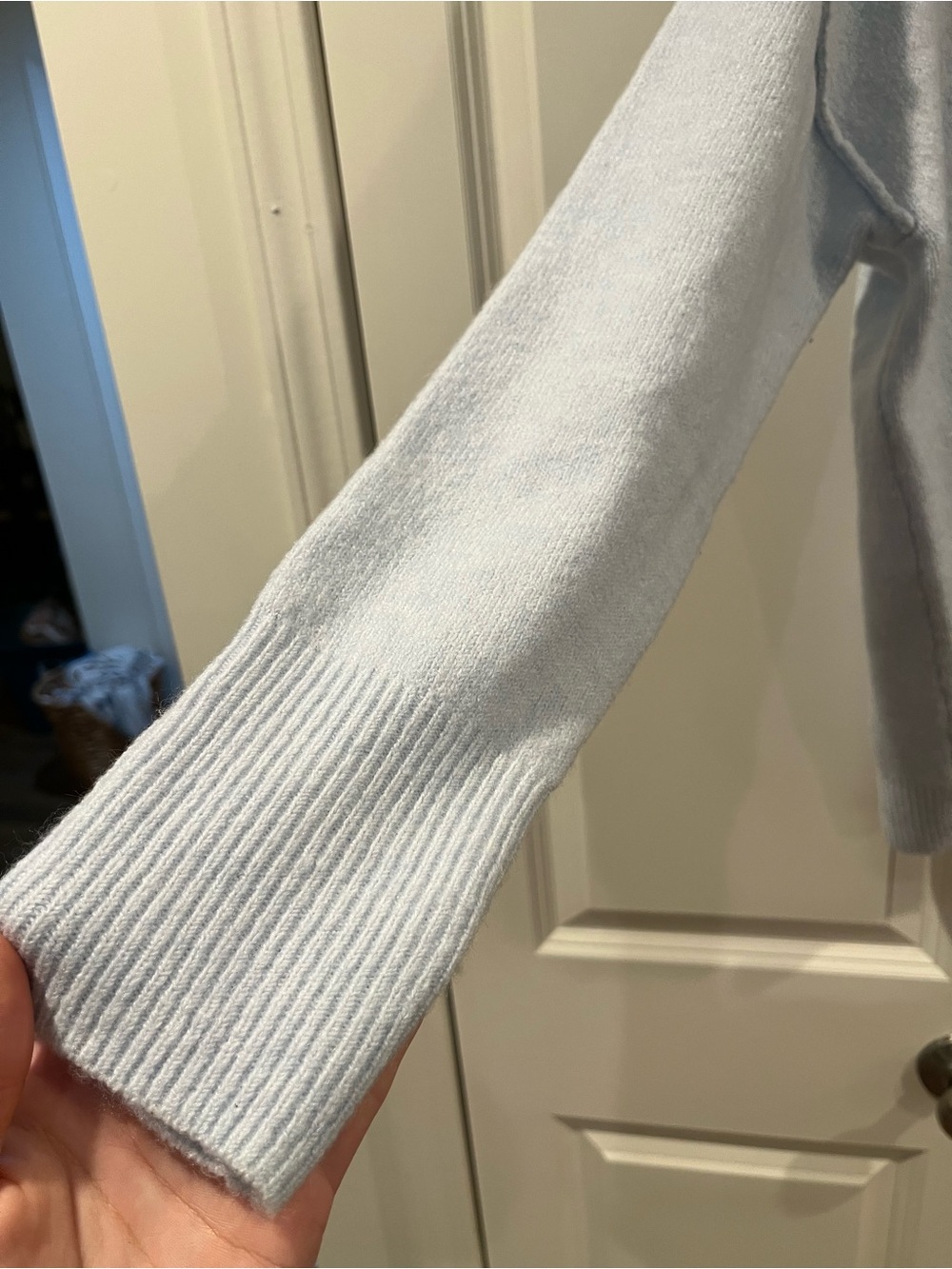 Vince Camuto Small Frozen Light Blue Sweater - Picture 3 of 4
